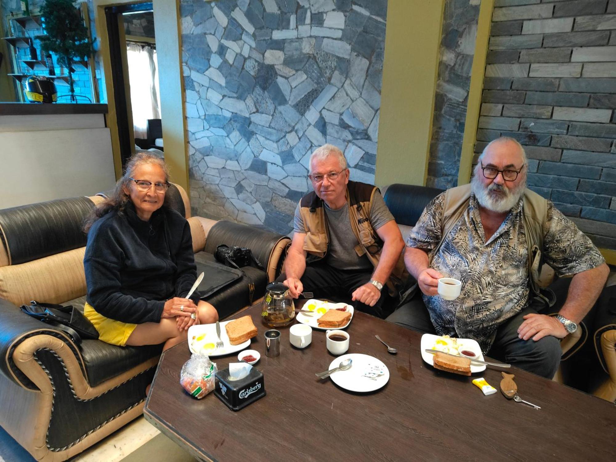 Hotel August International Pokhara Kültér fotó