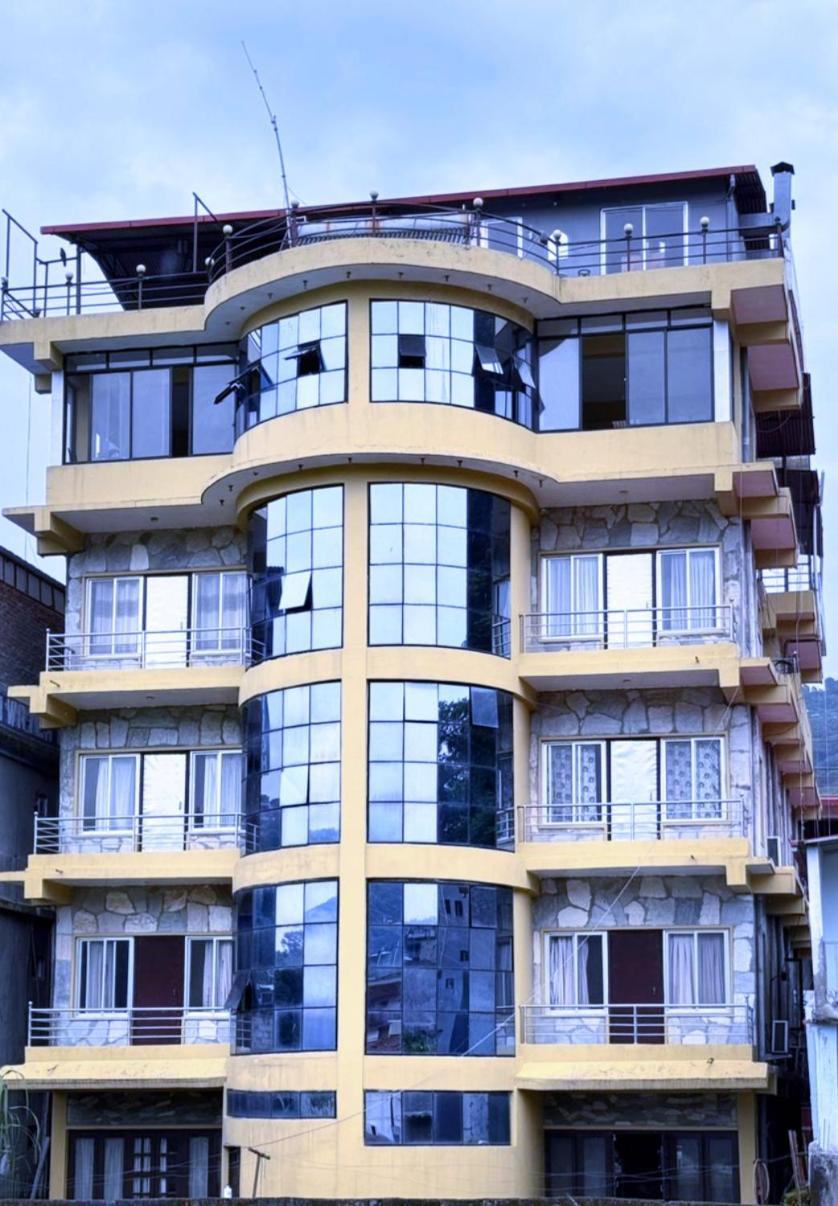 Hotel August International Pokhara Kültér fotó